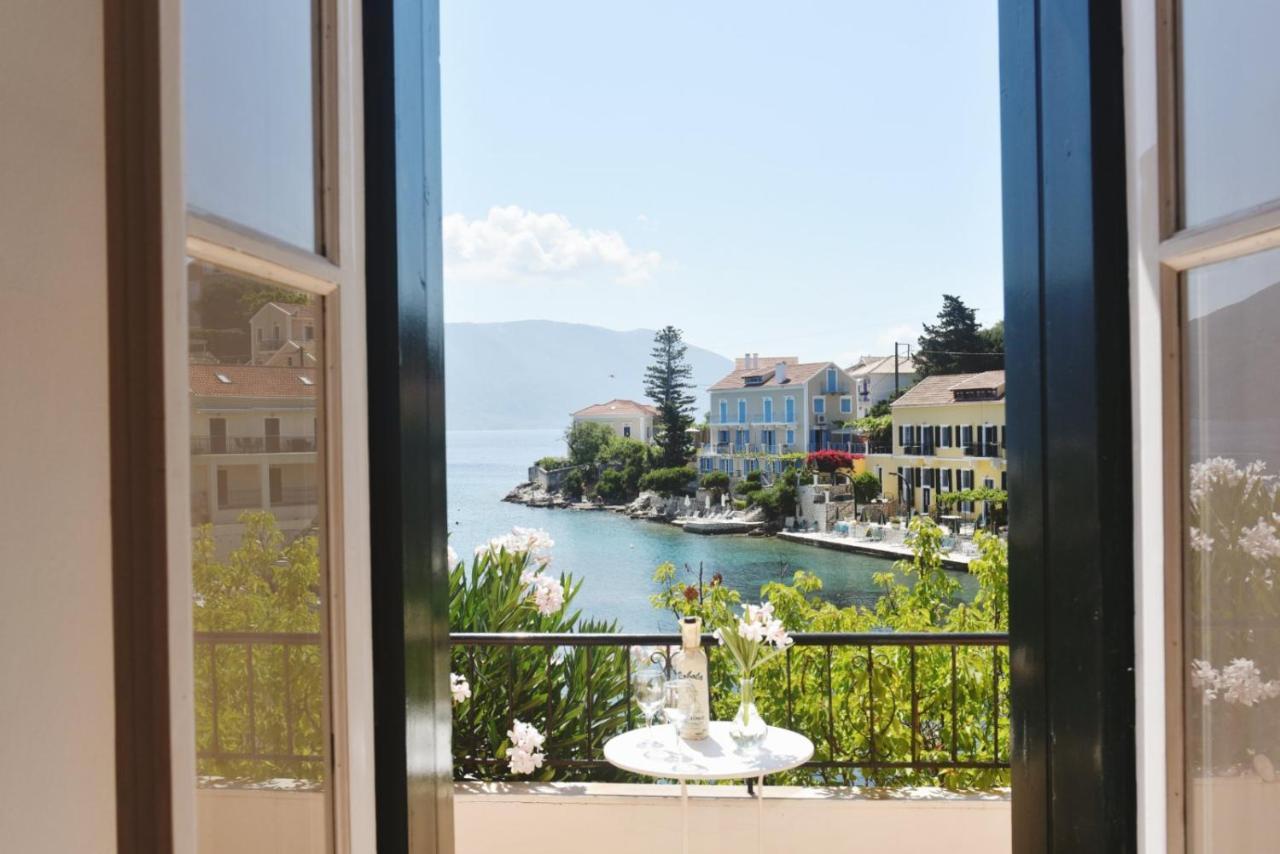 Villa Ireni Waterfont Фискардон Экстерьер фото