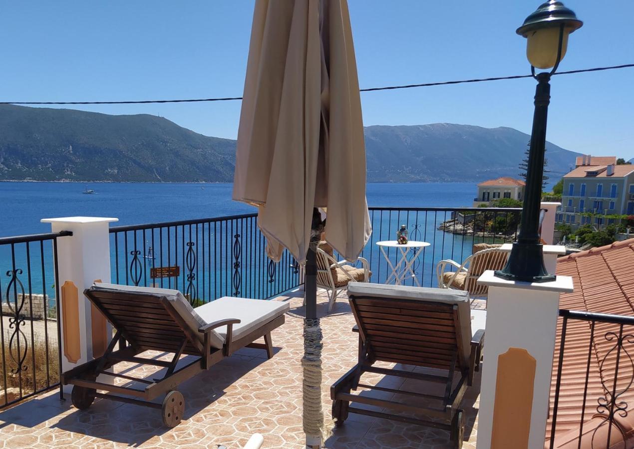 Villa Ireni Waterfont Фискардон Экстерьер фото