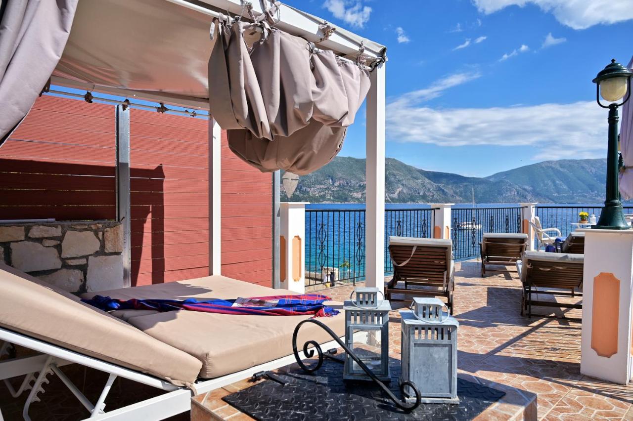 Villa Ireni Waterfont Фискардон Экстерьер фото