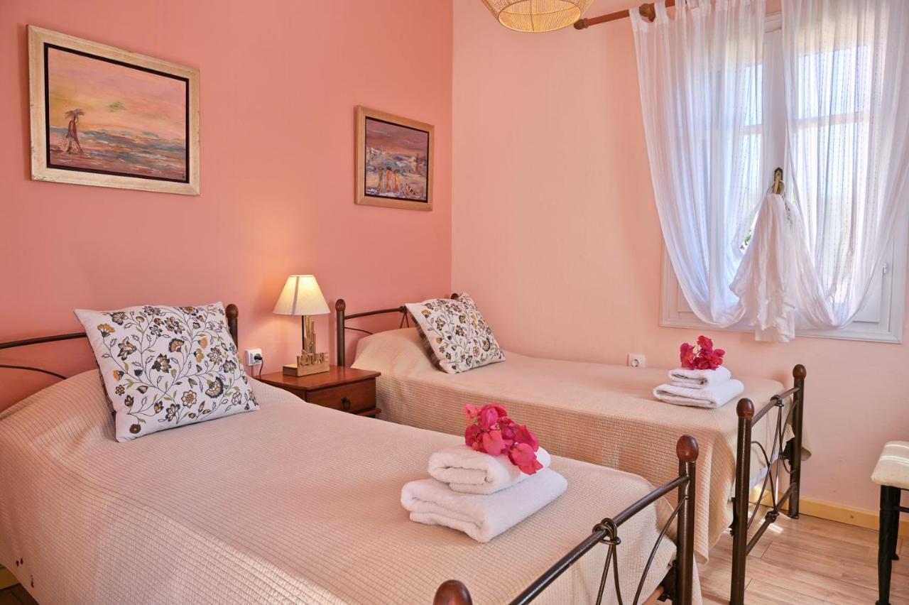 Villa Ireni Waterfont Фискардон Экстерьер фото
