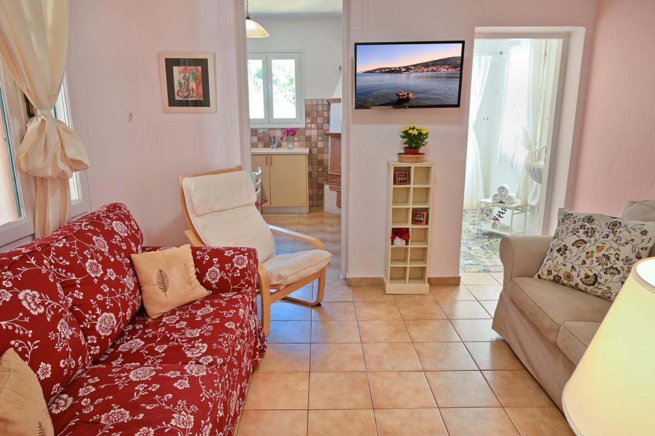 Villa Ireni Waterfont Фискардон Экстерьер фото